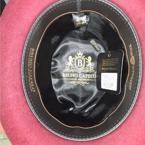 Brand new burgundy men hat, never worn